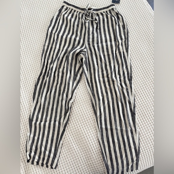 Universal Thread Black and White Striped Linen Set NWT - Picture 5 of 8